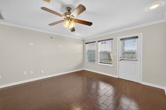 6115 Shadow Isle Ln in Houston, TX - Building Photo - Building Photo