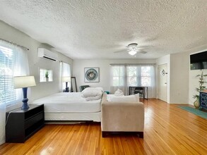 6601 N Navin Ave in Tampa, FL - Building Photo - Building Photo