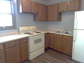 209 S Lake Ave, Unit 4