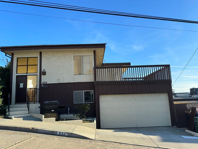 property at 832 16th St