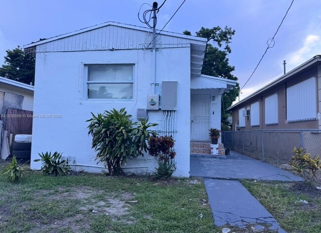 property at 1541 NW 70th St