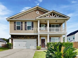 7778 Discovery Rd in North Charleston, SC - Building Photo