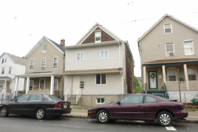 281 Washington St in Perth Amboy, NJ - Building Photo - Building Photo