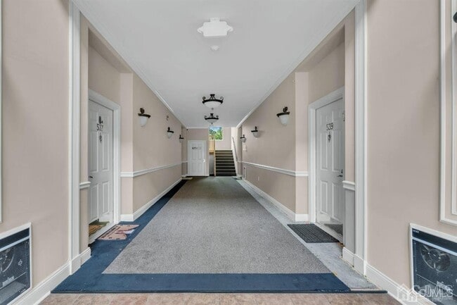 548 St Andrews Pl in Manalapan, NJ - Building Photo - Building Photo