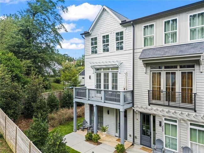 property at 1221 Oxley Pl NW