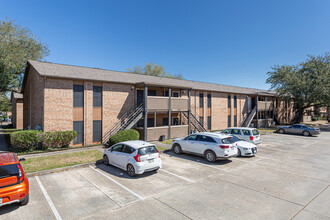 Acadian Point Apartments in Lafayette, LA - Foto de edificio - Building Photo