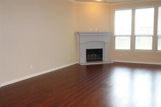 414 Stonecreek Dr in Princeton, TX - Foto de edificio - Building Photo
