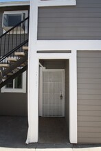 921 Snug Harbor St in Las Vegas, NV - Building Photo - Building Photo