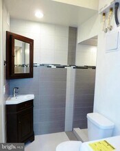 1102 5th St NW in Washington, DC - Building Photo - Building Photo