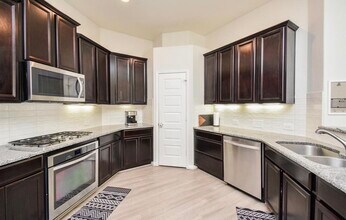 20115 Towering Cypress Dr in Cypress, TX - Building Photo - Building Photo