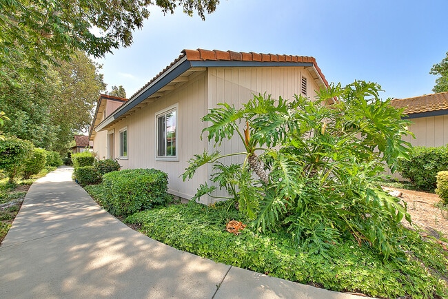 property at 1068 Border Ave