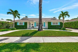 136 Worth Ct S in West Palm Beach, FL - Building Photo - Building Photo