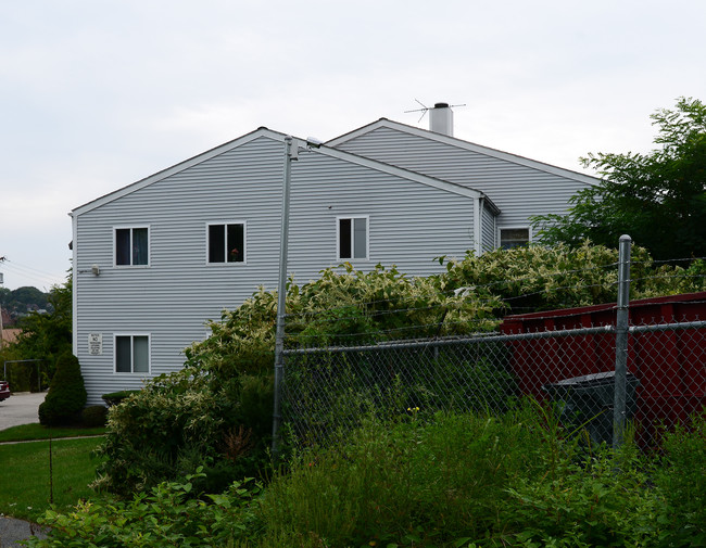 Grandview Apartments in Providence, RI - Building Photo - Building Photo