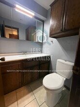 1024 Rambling Oaks Dr in Norman, OK - Building Photo - Building Photo