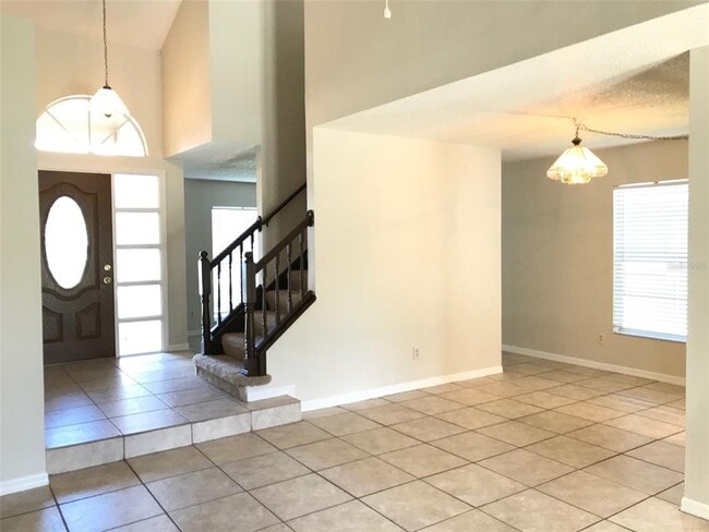 1025 Kelly Creek Cir in Oviedo, FL - Building Photo - Building Photo