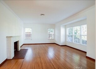 8960 Helms Pl in Los Angeles, CA - Building Photo - Building Photo