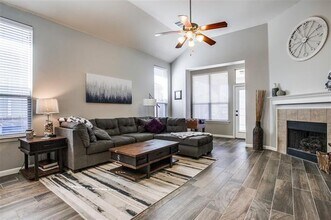 1924 Highland Oaks Dr in Wylie, TX - Building Photo - Building Photo