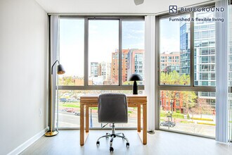 450 Massachusetts Ave NW, Unit FL5-ID250 in Washington, DC - Building Photo - Building Photo