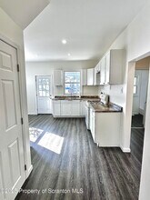 266 Rutter Ave in Kingston, PA - Building Photo - Building Photo