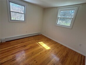 1 Mineral Springs Rd in Highland Mills, NY - Building Photo - Building Photo