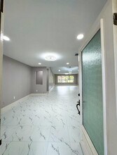17903 Wild Oak Dr in Houston, TX - Building Photo - Building Photo