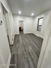 525 Franklin St in Elizabeth, NJ - Building Photo - Building Photo