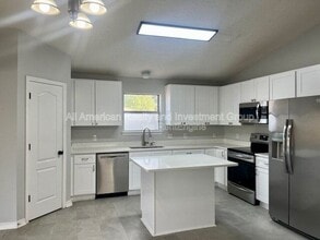 1995 Catline Cir in Navarre, FL - Building Photo - Building Photo