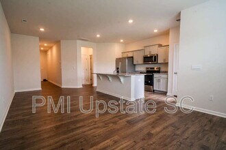 753 Embark Cir in Greer, SC - Building Photo - Building Photo