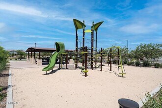3863 E Shannon St in Gilbert, AZ - Building Photo - Building Photo