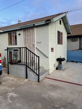 1019 S Downey Rd in Los Angeles, CA - Building Photo - Building Photo