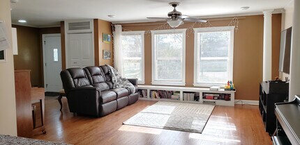 1034 Crane Blvd in Libertyville, IL - Building Photo - Building Photo