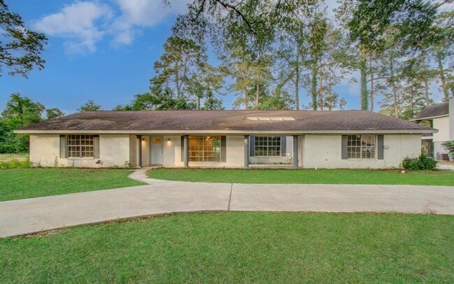 property at 607 Jeb Stuart Ln