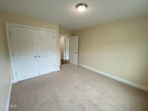 2 Mellor Ln in Saratoga Springs, NY - Building Photo - Building Photo