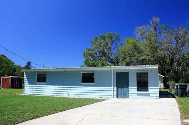 6 Tennessee Dr in Pensacola, FL - Foto de edificio