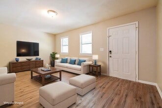 5461 Austell Rd in Austell, GA - Foto de edificio - Building Photo