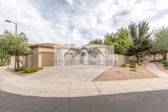 925 E Madeline Dr in Chandler, AZ - Building Photo - Building Photo