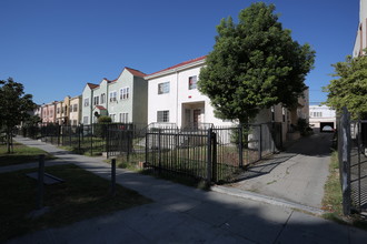 161-167 S Berendo St in Los Angeles, CA - Building Photo - Building Photo