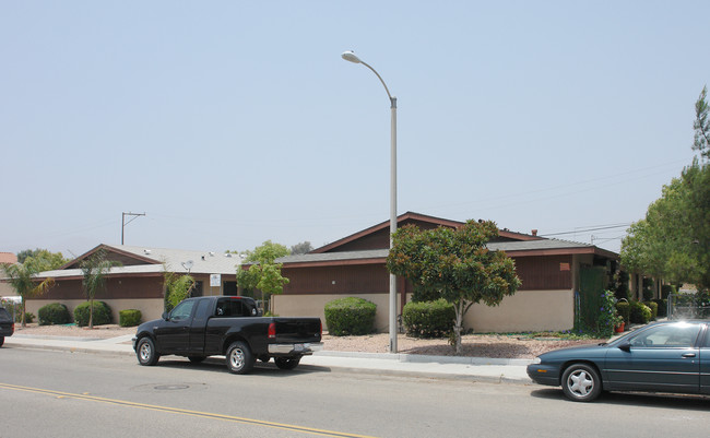 24306-24320 Postal Ave in Moreno Valley, CA - Building Photo - Building Photo