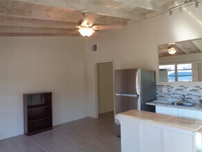 209 NW 23rd St in Wilton Manors, FL - Building Photo - Building Photo