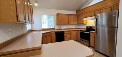 8923 345th St Ct S in Roy, WA - Building Photo - Building Photo