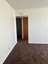 14370 La Paz Dr in Victorville, CA - Building Photo - Building Photo