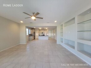 25932 W Quail Ave in Buckeye, AZ - Building Photo - Building Photo