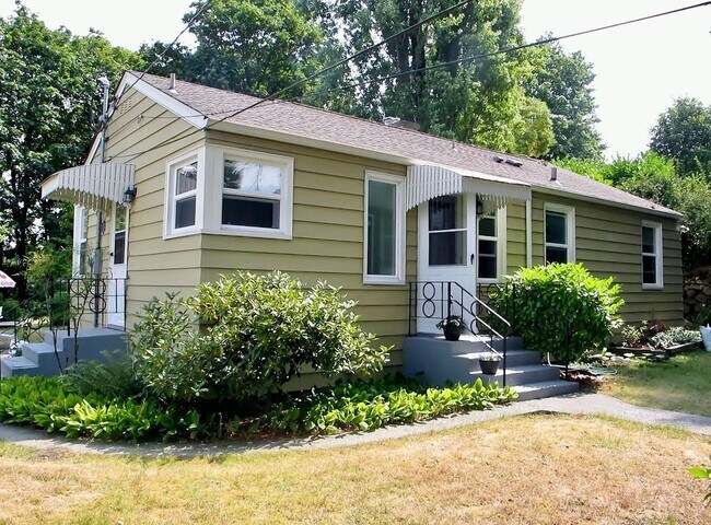 property at 2610 2nd Ave N