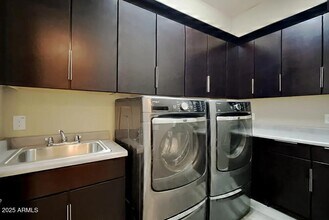4945 S Soboba St in Gilbert, AZ - Building Photo - Building Photo