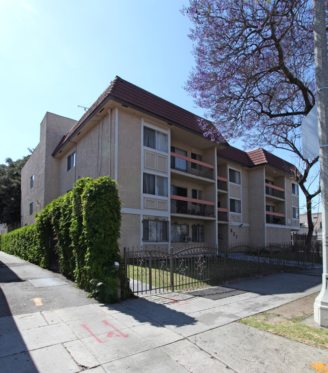 425-427 S Boyle Ave in Los Angeles, CA - Foto de edificio - Building Photo