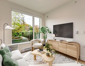 The Hyland in Vancouver, BC - Building Photo - Building Photo