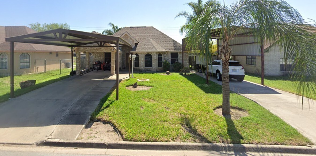 807 Sabinas St in Hidalgo, TX - Building Photo