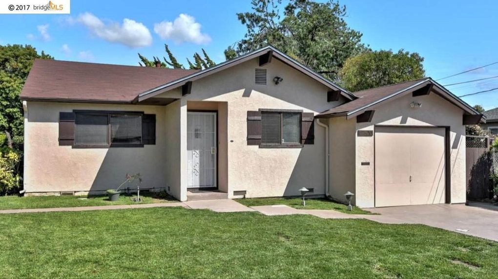 19650 San Miguel Ave in Castro Valley, CA - Building Photo