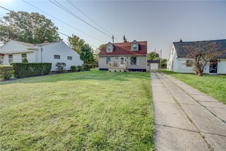 18914 Harvard Ave in Cleveland, OH - Building Photo - Building Photo