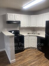 4724 Walden Cir in Orlando, FL - Building Photo - Building Photo